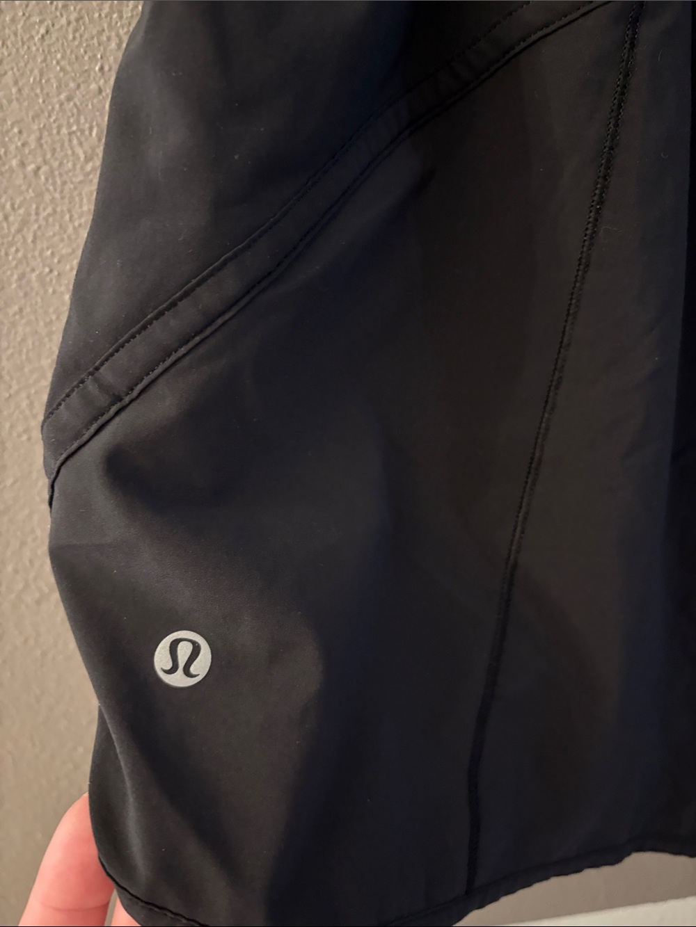 Lululemon size 16 Womens Black Athletic Shorts with Elastic Waistband - Picture 3 of 13